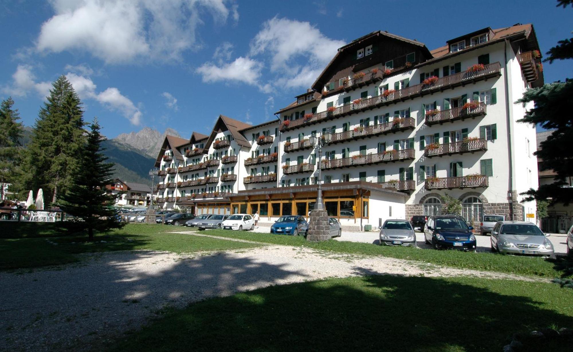 Th San Martino - Majestic Dolomiti Hotel San Martino Di Castrozza Exteriér fotografie